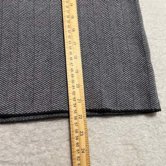 Saks Fifth Avenue Womens Gray Herringbone Viscose Blend Short Sleeve Top Sz LG - Picture 9 of 9